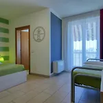 The Lighthouse 4* לאזיסה