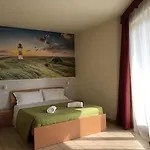 The Lighthouse 4* לאזיסה
