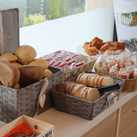 Πανσιόν The Lighthouse