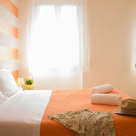 The Lighthouse Πανσιόν