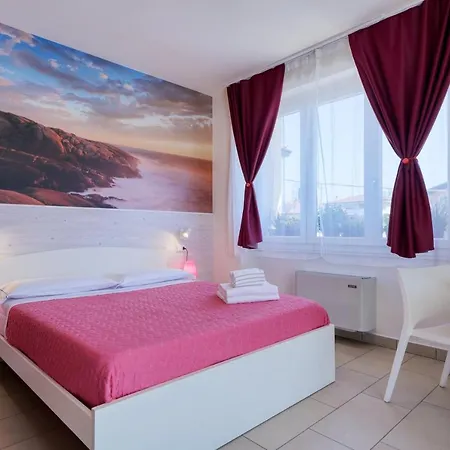 The Lighthouse Guest house Lazise