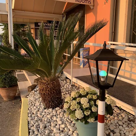 The Lighthouse 4* לאזיסה